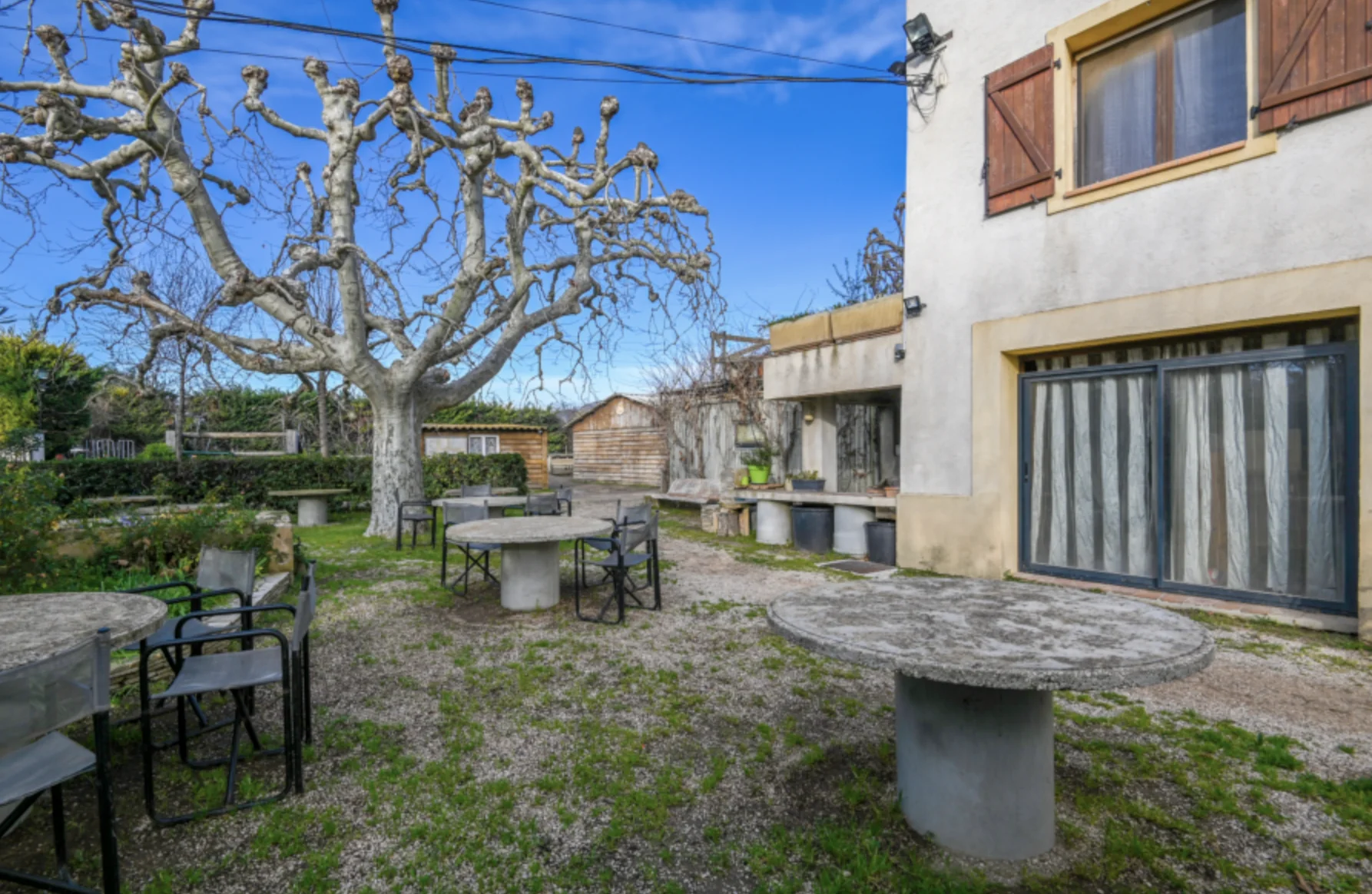 Bâtisse provençale Aubagne 945000€ - Extérieur de la bâtisse