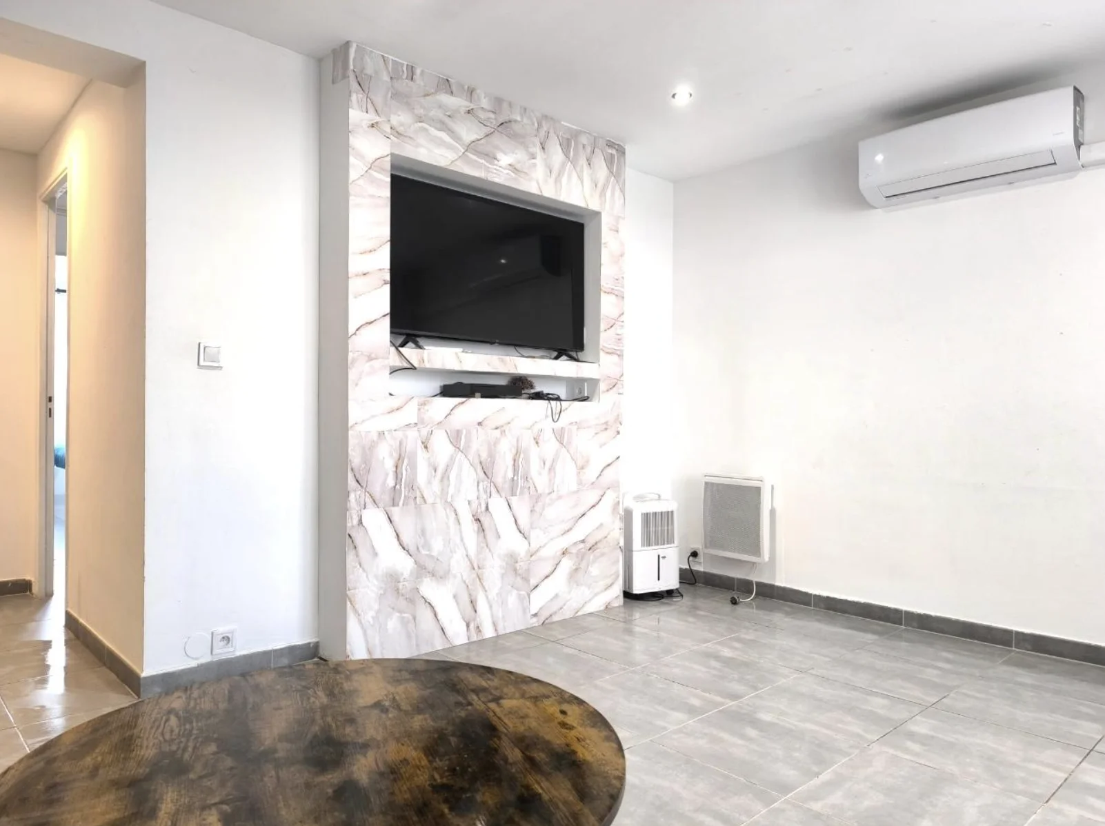 Appartement lumineux Marseille - Séjour traversant